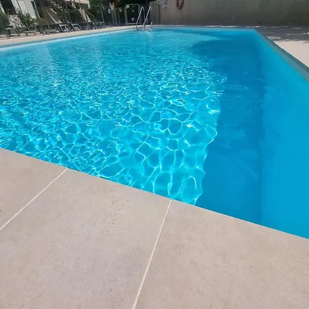 En - Cerca Del Mar *